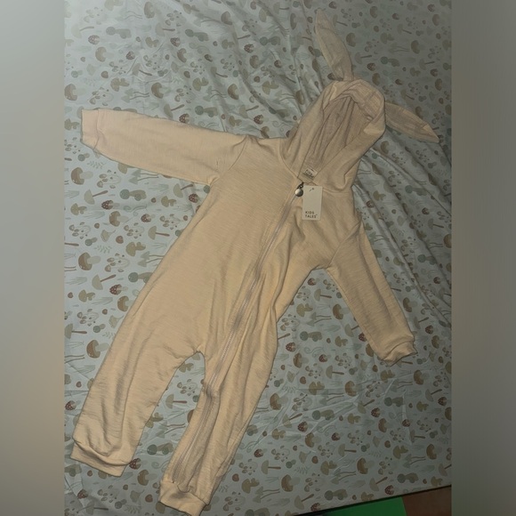 NWT Toddler Bunny Baby Easter Romper Long Ear Rabbit Hoodie Romper Jumpsuit 2-3T - Picture 8 of 9